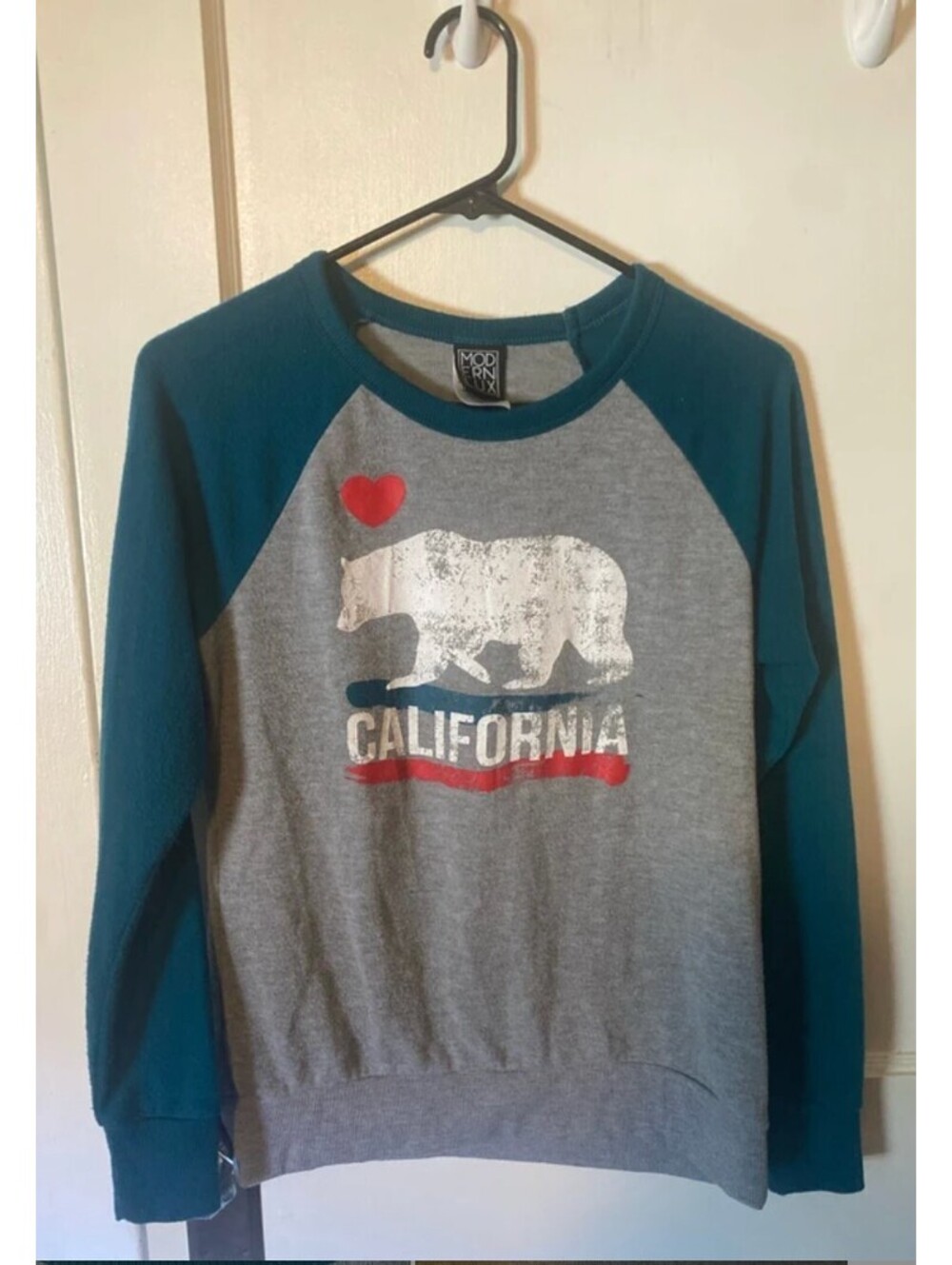 Modern Lux Medium California Sweatshirt Gray Dark Green